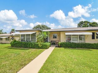 875 North Dr APT A, Delray Beach, FL 33445