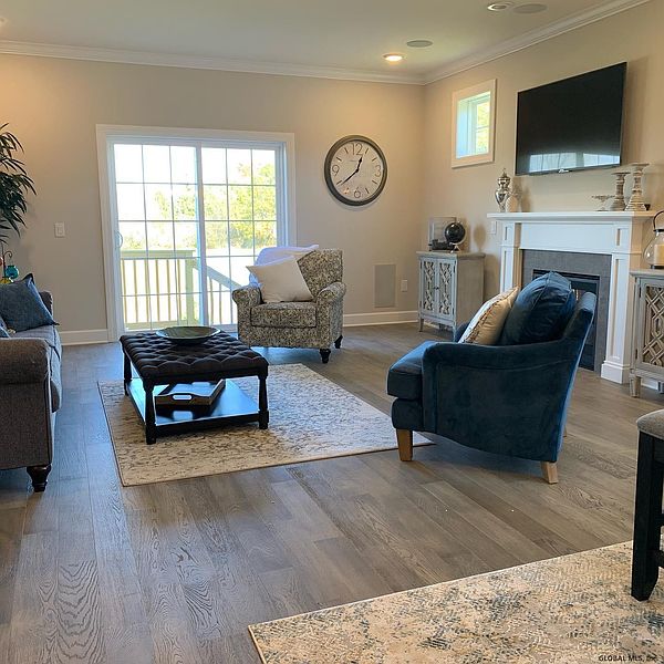 4th image of 1801 Casale Court