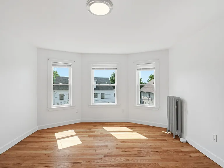216 Broadway #2 — Photo 29