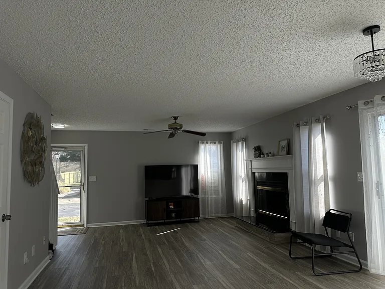 5608 Tourmaline Ct #1 — Photo 6