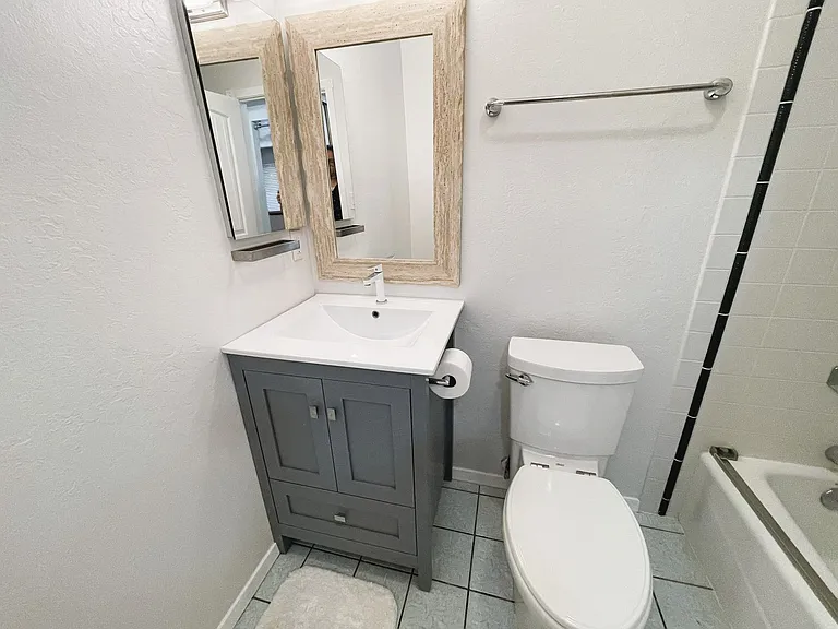 405 Piccadilly Pl #25 — Photo 7