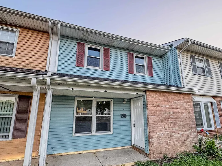4 Milstone Ct — Photo 1
