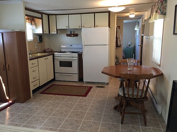 New range and refrigerator