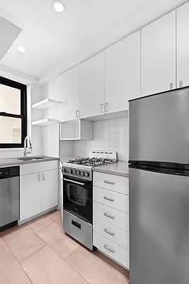 Sold by Douglas Elliman | media 5