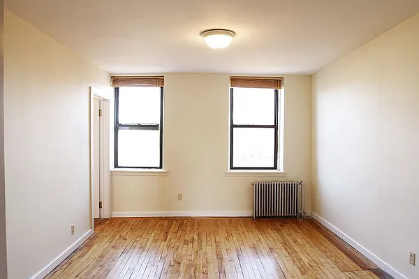 Rented by Twyford Real Estate | media 14