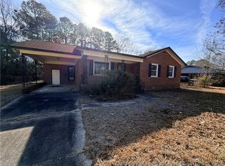 809 W Allen Ln, Laurinburg, NC 28352
