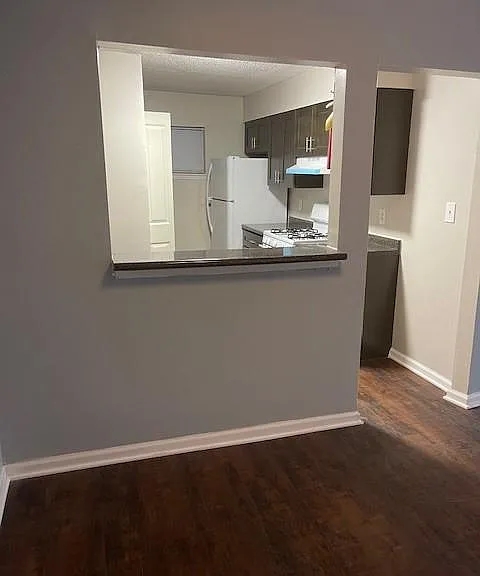 Sage Pointe — Photo 22