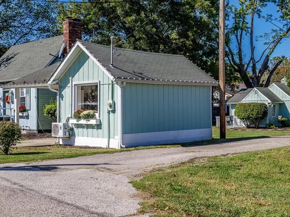 19051 Mount St, Metamora, IN 47030