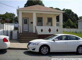 27 Ocean Ave, Staten Island, NY 10305