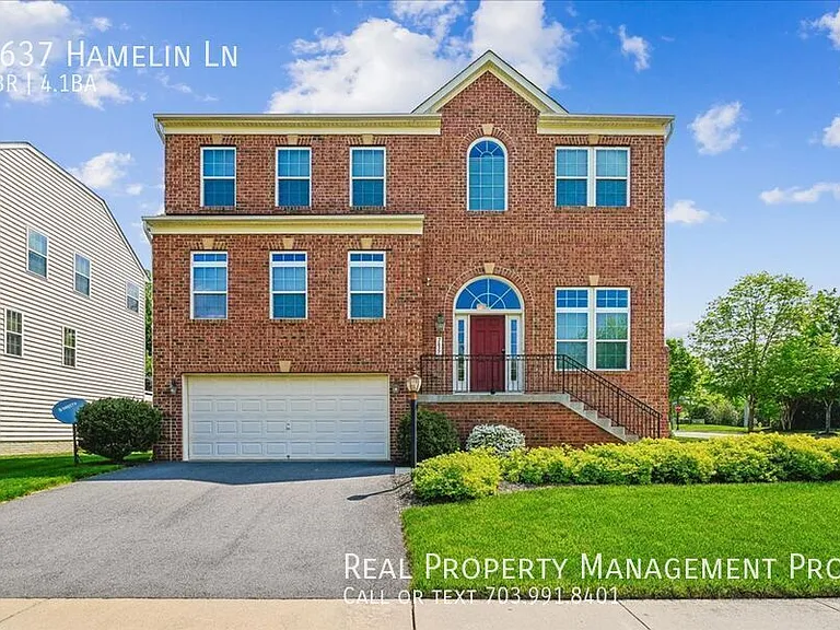 7637 Hamelin Ln — Photo 1