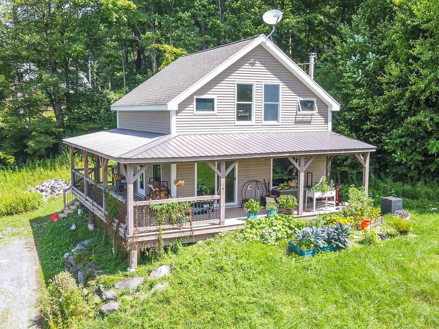 89 Field Way, Pownal, VT 05261 Zillow