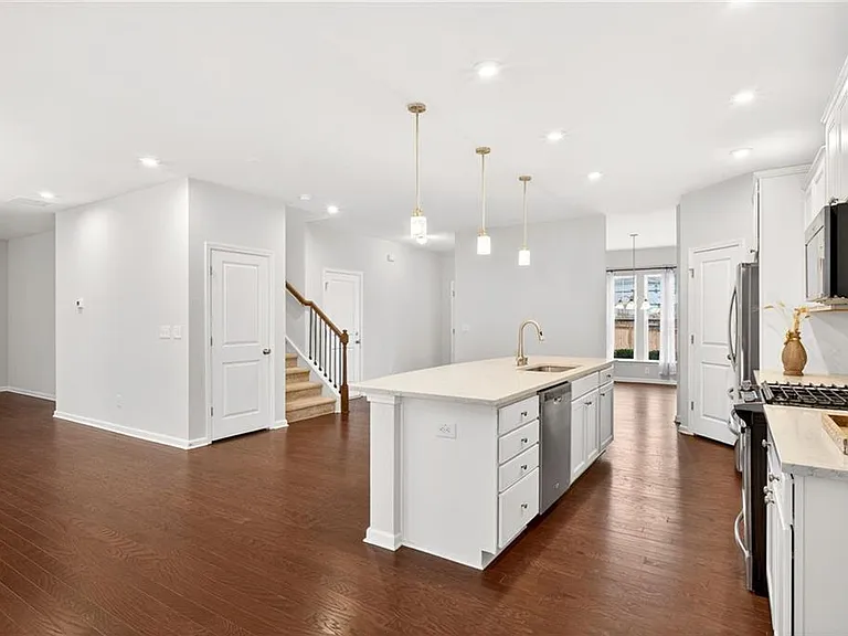 5377 Fountain Head Ln — Photo 11