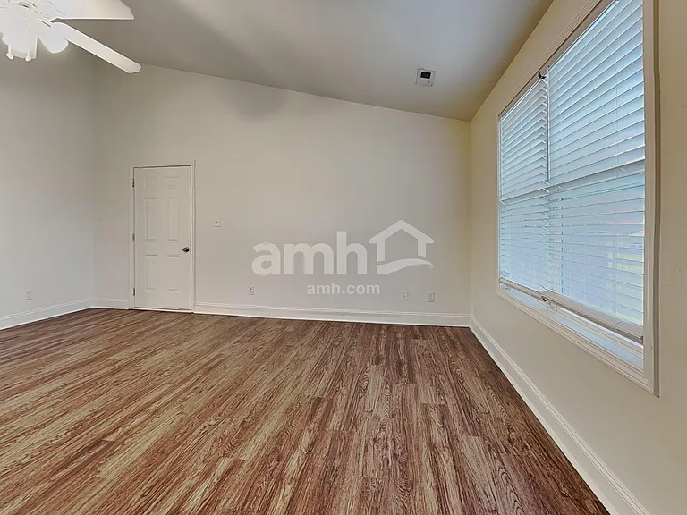6515 Mission Springs Ln — Photo 7
