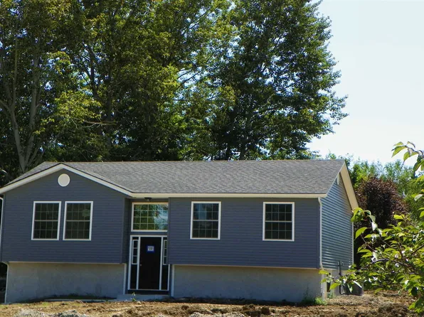 47 Purse Ln, Hopewell Junction, NY 12533