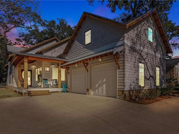 119 Orange Ave, Fairhope, AL 36532