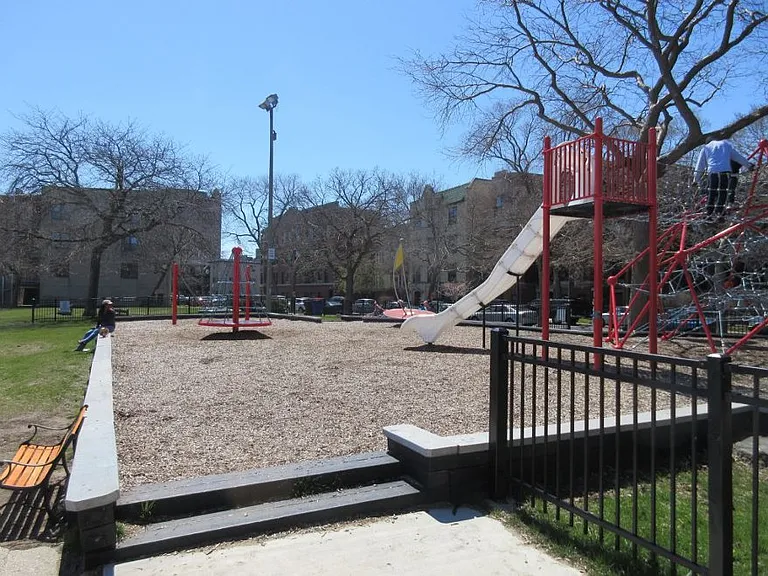 1346-1348 W Howard St #3-1348 — Photo 10
