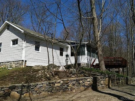 1st image of 19 Lake Celeste Dr