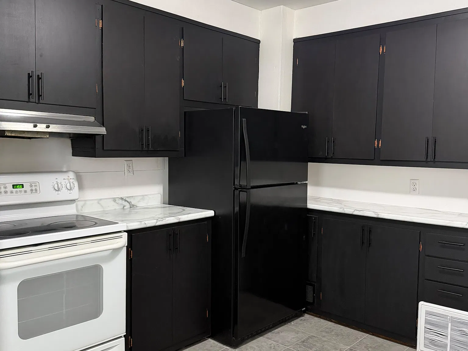 4 bed, $1,500 — Photo 2