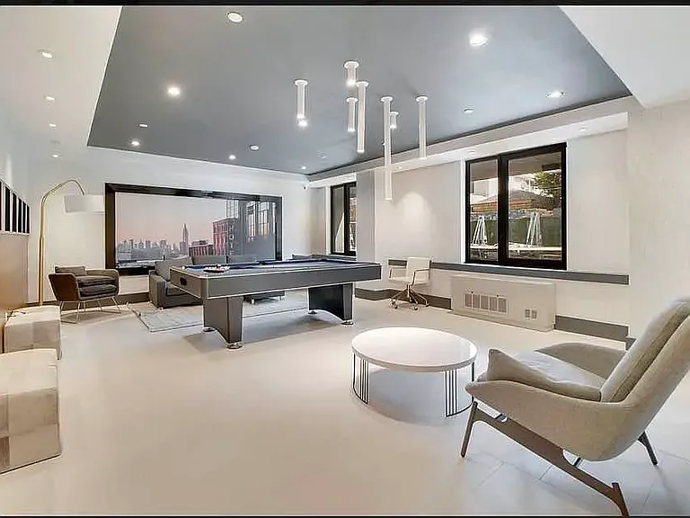 1802 Ocean Ave #1B — Photo 13