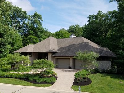 687 Whispering Woods, Powell, OH, 43065