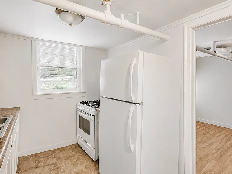 1712 Grand Ave — Photo 28