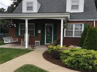 4805 Clover Ln, West Mifflin, PA 15122