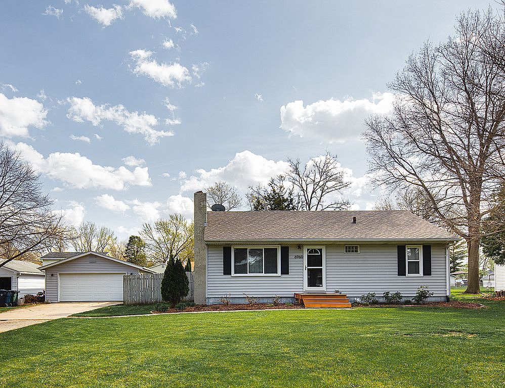 6960 Townsend Ave, Urbandale, IA 50322 Zillow