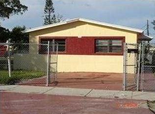 1449 NW 67th St, Miami, FL 33147