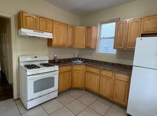41 Wegman Pkwy FLOOR 1, Jersey City, NJ 07305