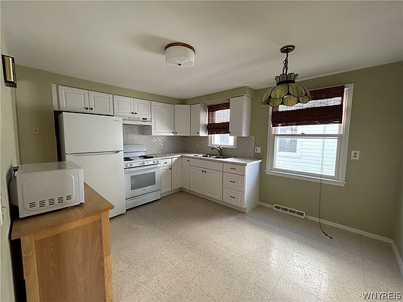 4th image of 111 Tulane Rd