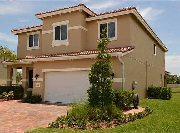 3rd image of 2641 SW Gallery Cir