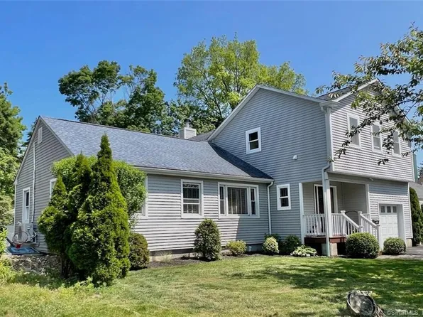 21 Hilltop Avenue, Stamford, CT 06907