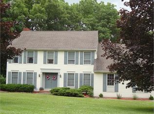 23 W Gate Dr, Glenwood, NJ 07418