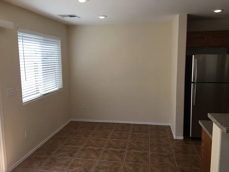 9933 Carrizo Springs Ave — Photo 7