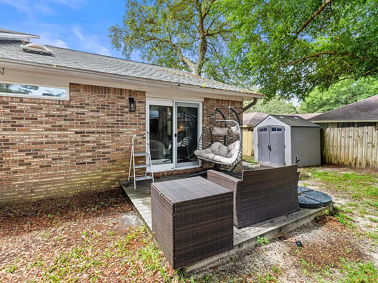 507 Nassau Dr — Photo 57