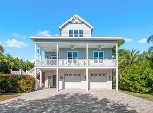 1720 Mariner Way, Tarpon Springs, FL 34689
