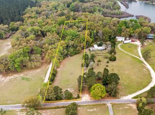 1242 Dragonfly Ln, Chipley, FL 32428