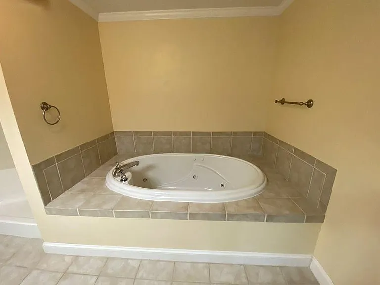 8 Crowninshield St #311 — Photo 7