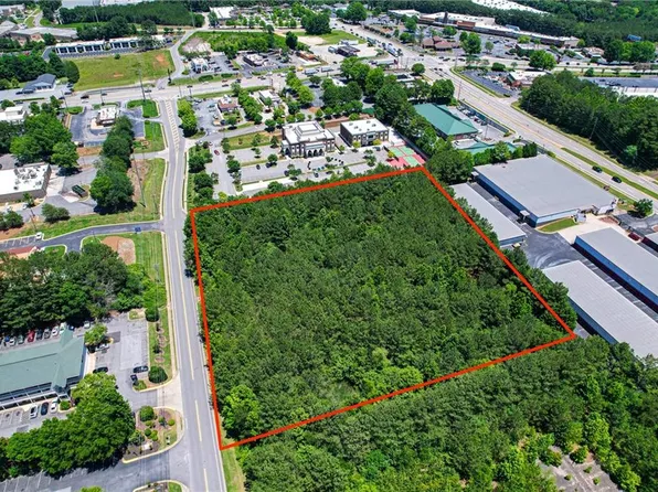 90 Celebration Dr, Suwanee, GA 30024