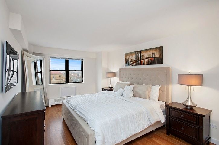 2nd image of 1130 Pelham Pkwy S APT 03J