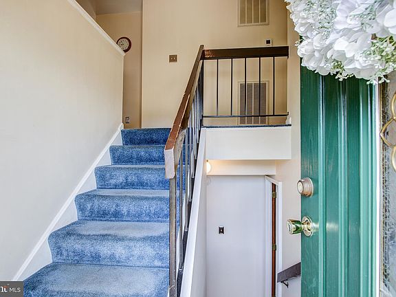 4th image of 4823 Lynn Crest Ct
