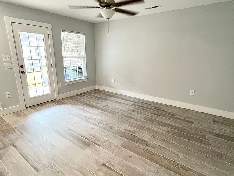2705 Mercer Dr — Photo 19