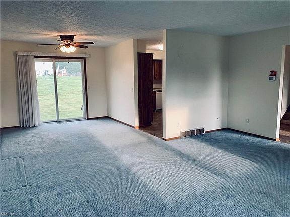 5th image of 2031 Normandy Dr