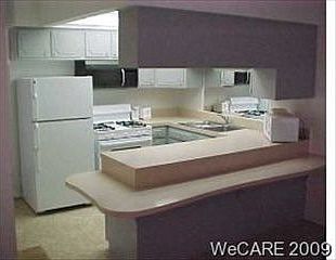 4th image of 934 Crestwood Dr