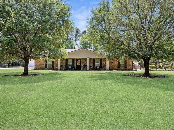 1090 Southdale St, Vidor, TX 77662