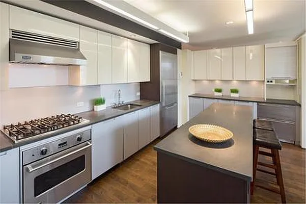 Sold by Corcoran | media 3