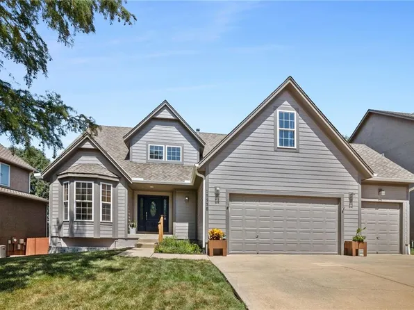 15938 W 161st St, Olathe, KS 66062