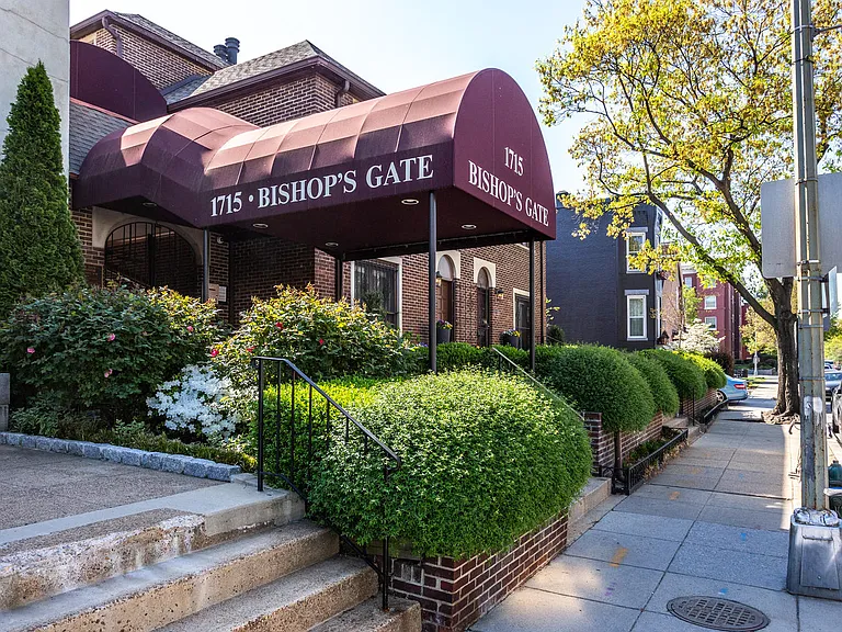 A secure, gated community in the heart of Logan. Between R & S Streets, NW, one block to 14th Street.