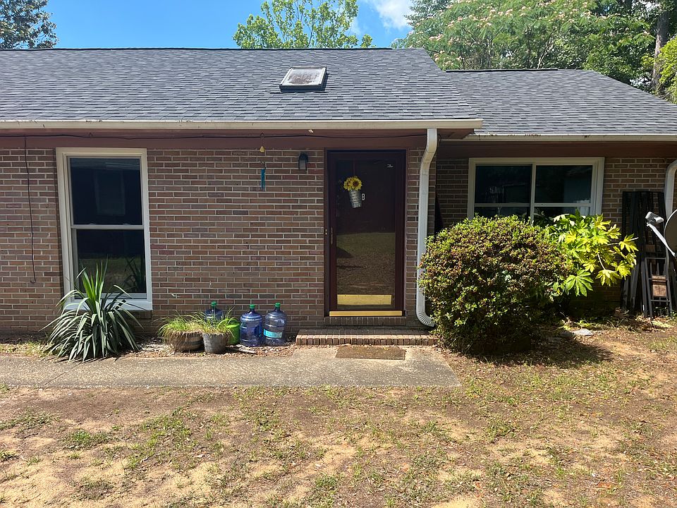1st image of 420B S Hollywood Dr