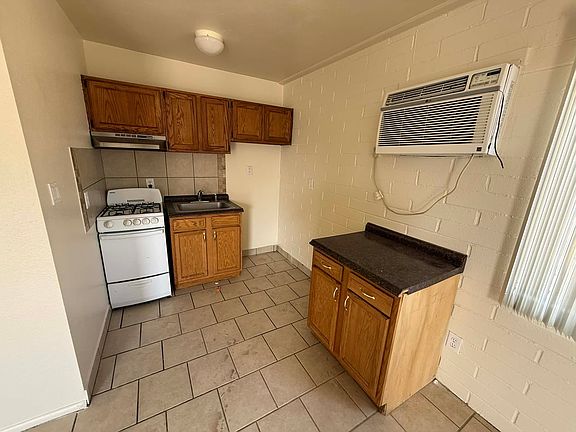 5th image of 5433 E 30th St #B